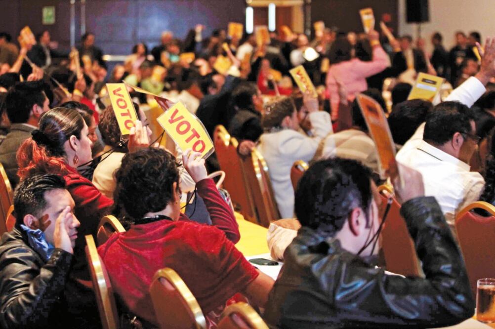 El PRD buscaba integrar un frente de izquierdas con Morena y Movimiento Ciudadano, pero ambos partidos rechazaron la propuesta (ARCHIVO EL UNIVERSAL)