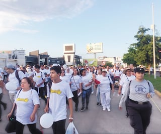 Con marcha muestran un “Culiacán valiente”