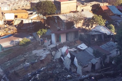 Indagan en Tijuana a empresa por colapso de viviendas