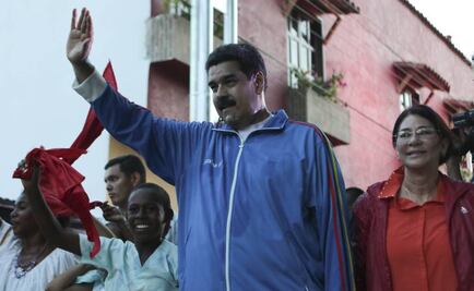 Maduro llama a no dejar el “socialismo”