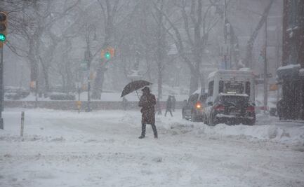 Hombre mata a vecinos a disparos tras pelea por nieve en Estados Unidos