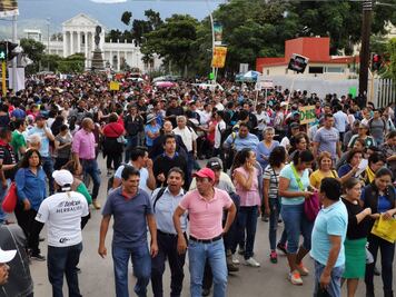 Marchan en los estados por el 2 de Octubre