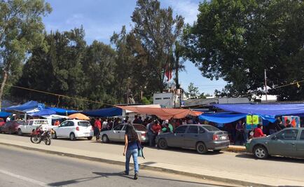 Llama CNTE a protestar en el IEEPO; persisten bloqueos