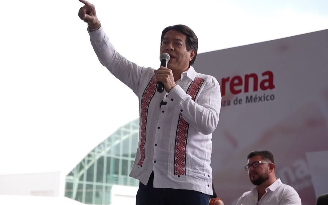 Líder de Morena, Mario Delgado en asamblea informativa en Guanajuato. Foto: Especial