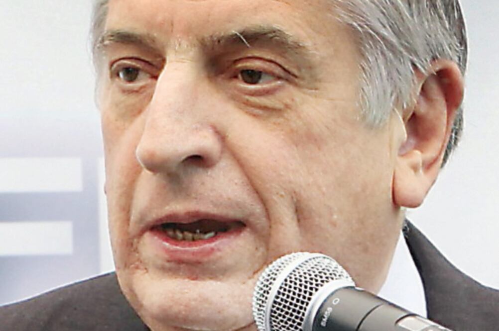 Arturo Núñez revive a Roberto Madrazo