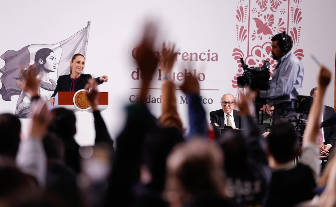 Claudia Sheinbaum en su conferencia matutina del 19 de agosto de 2025. Foto: Diego Simón / EL UNIVERSAL