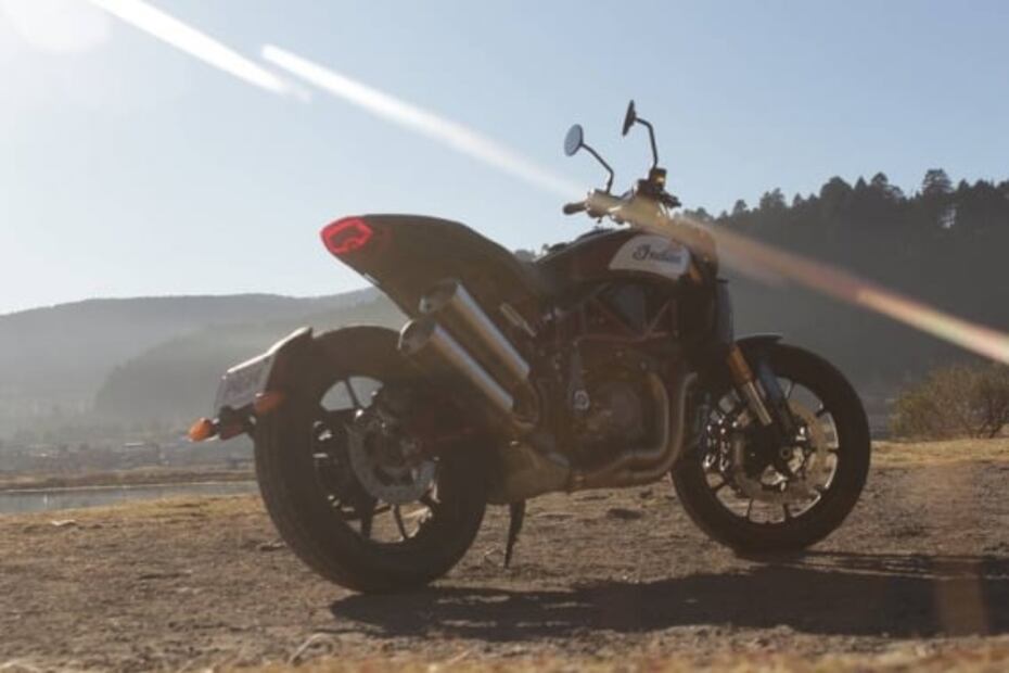 Indian FTR 1200 S, rodando con estilo