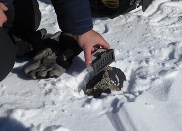 Descubren un nuevo mineral en el interior de un meteorito