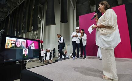 Recibe Xóchitl Gálvez videollamada sorpresa de sus hijos por Día de las Madres