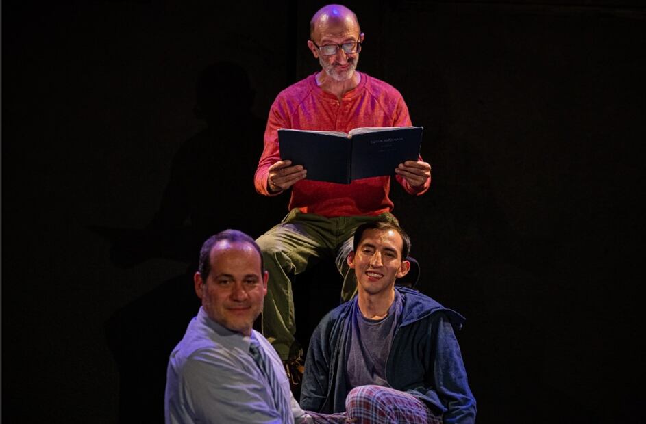 "Tierra Oceana" es una pieza teatral protagonizada por Boris Schoemann, Antón Araiza y Emmanuel Lapín.
Foto: Tierra Oceana, cortesía