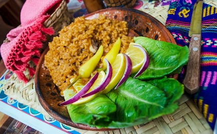 ¿De dónde es y cómo se hace el mole de arroz?