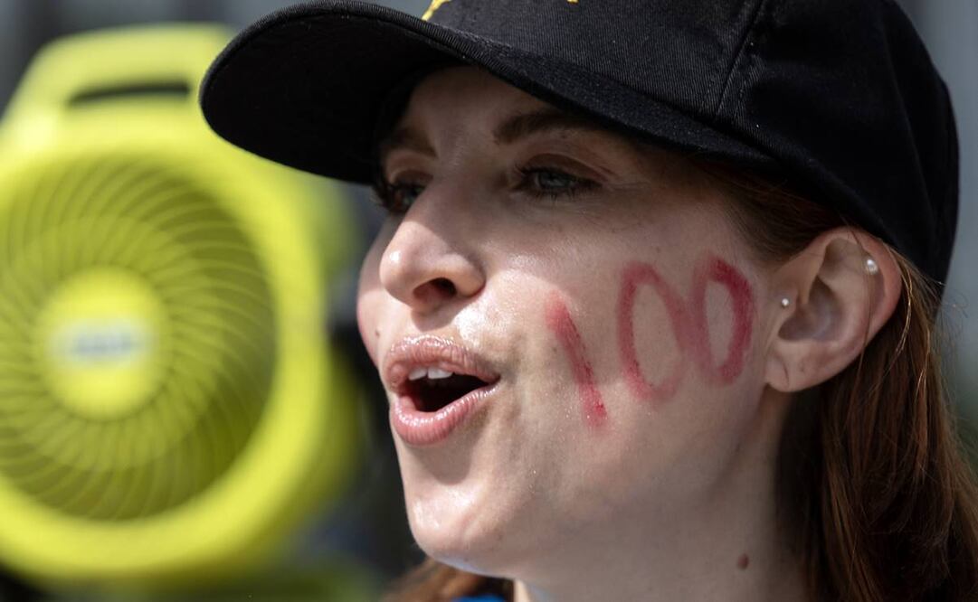 El pasado 2 de mayo, el Sindicato de Guionistas de Estados Unidos, que aglutina más de 11 mil escritores no solamente de ese país, sino de otras naciones como México, detuvieron actividades. Foto: EFE.