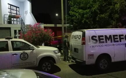 Hallan sin vida a médico en la recámara de su casa en Sinaloa