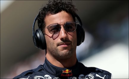El coche está maldito: Daniel Ricciardo