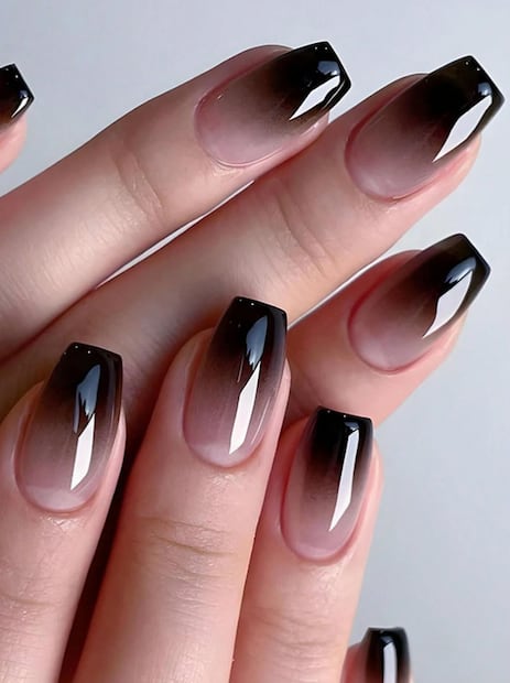 Uñas degradadas. Foto: Shein
