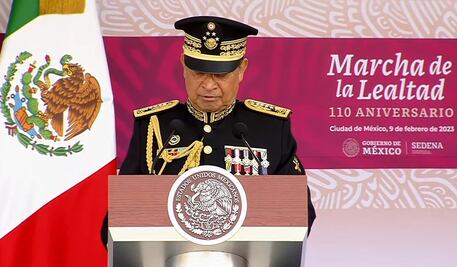 Luis Cresencio Sandoval refrenda lealtad de las Fuerzas Armadas a México