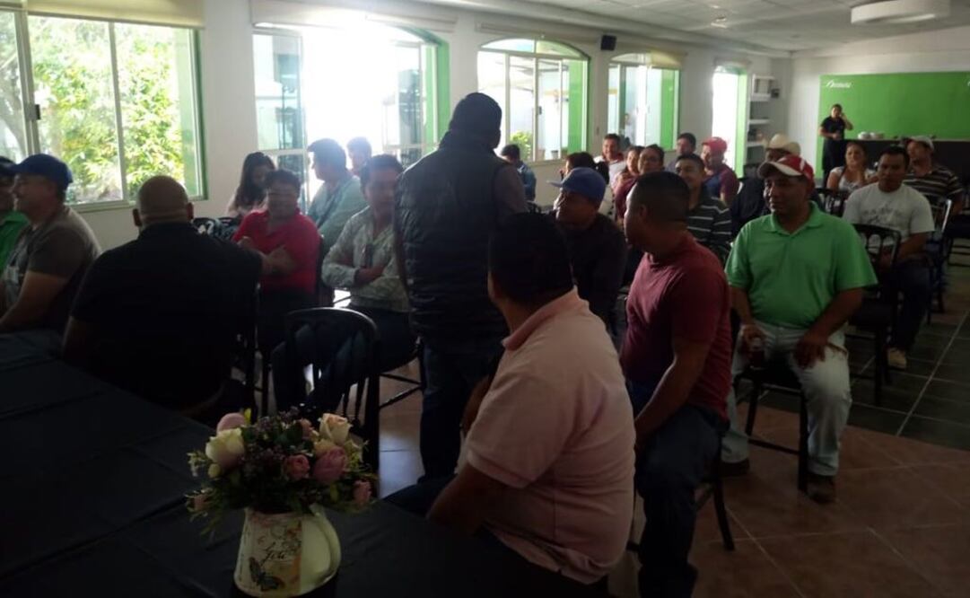 Delegados y representantes de más de las 26 comunidades del municipio de Ixmiquilpan, Hidalgo, hicieron un llamado a la ciudadanía para que no acuda al evento. Foto: Especial