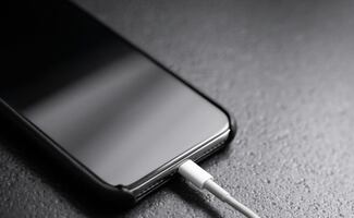 Cómo usar la carga rápida de tu celular