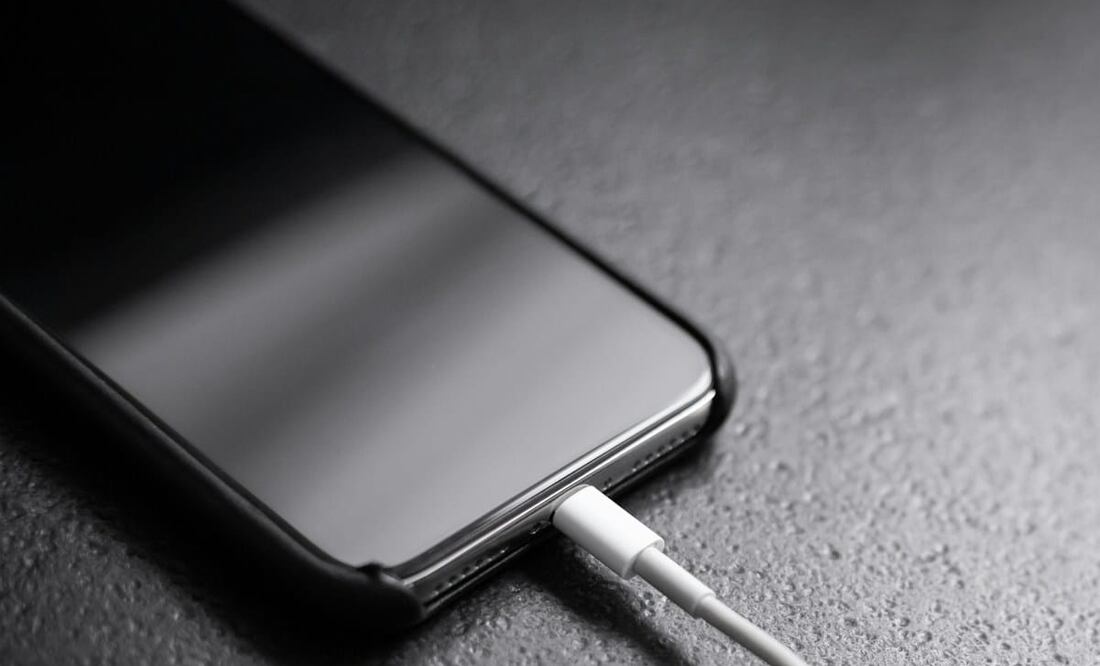 Salva la batería de tu celular con estas medidas. Foto: Unsplash