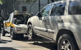 Alcaldía Cuauhtémoc retira 61 vehículos abandonados en sus calles; buscan recuperar espacios de uso común