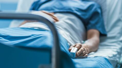 Después de 27 años en coma despertó y lo primero que dijo fue el nombre de su hijo