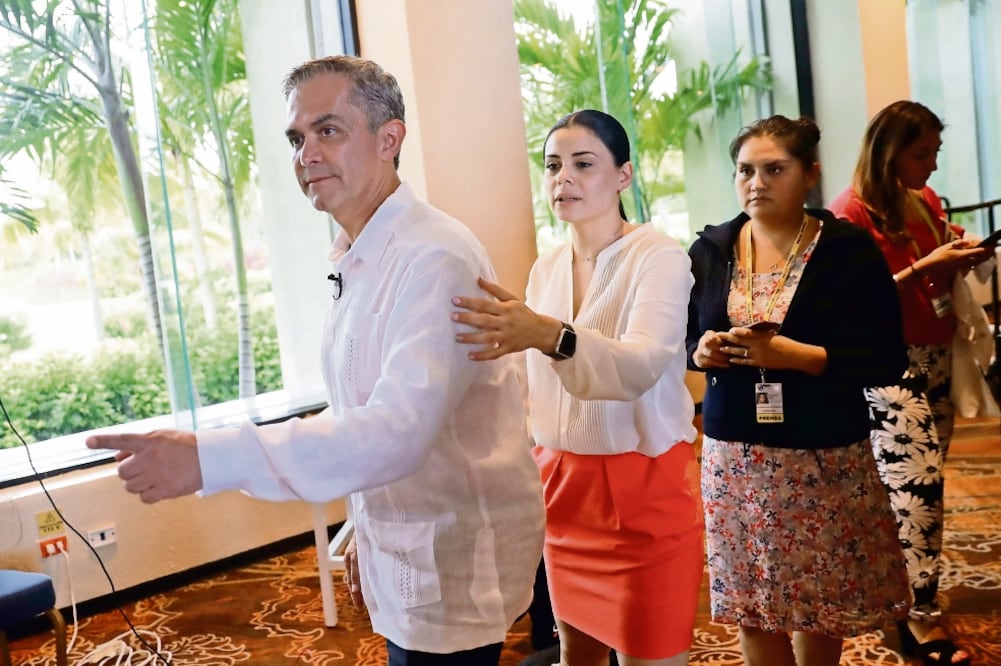 El jefe de Gobierno de la CDMX y presidente de la Conago, Miguel Ángel Mancera, dijo que los gobiernos deben erradicar actos que afecten derechos. (IVÁN STEPHENS. EL UNIVERSAL)