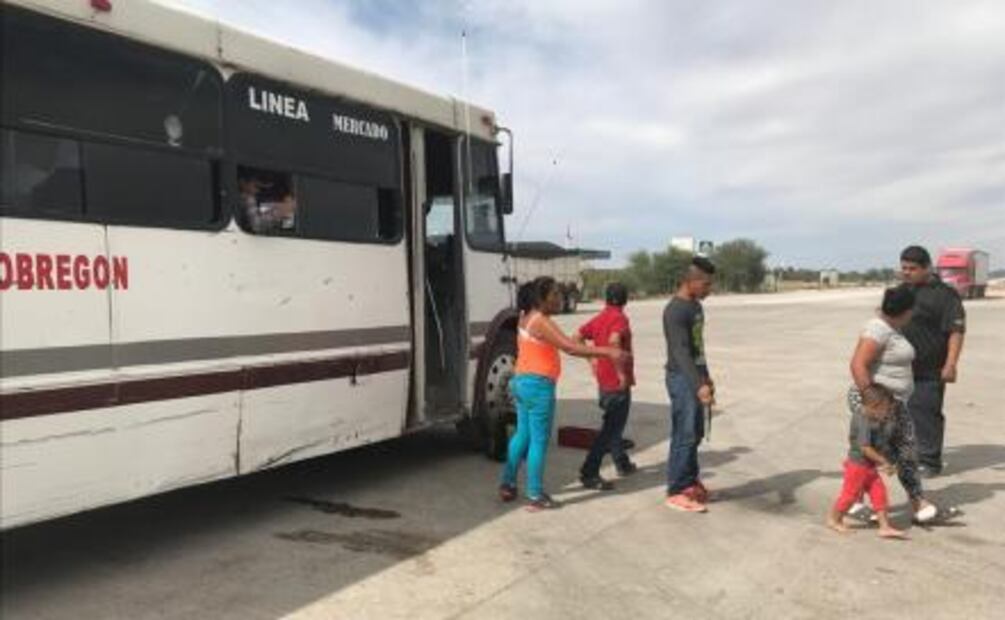 Caravana migrante transita por Sonora rumbo a Tijuana