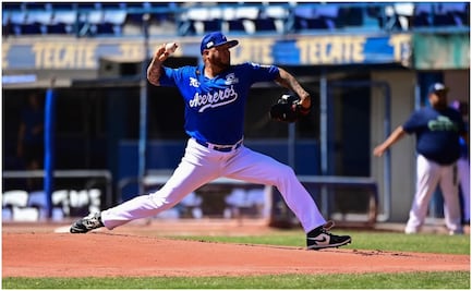 El pitcher mexicano Héctor Velázquez confía en volver a las Grandes Ligas