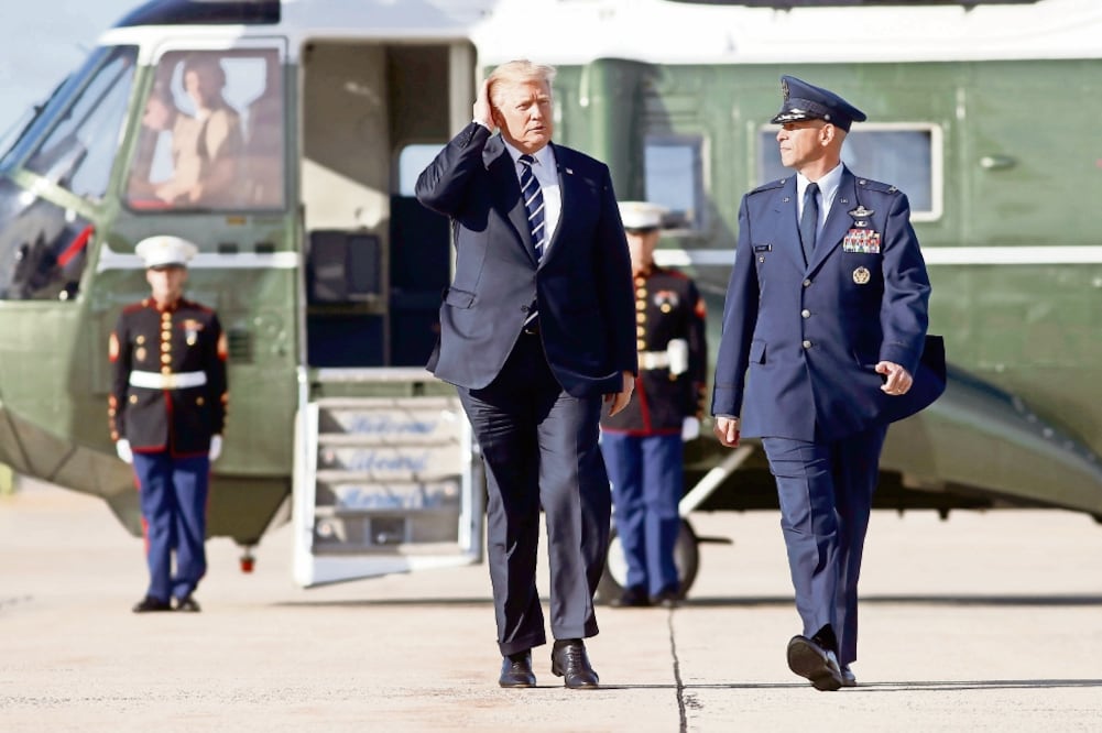 El presidente Donald Trump viajó ayer a Greenville, en Carolina del Sur. El mandatario destacó que sólo el muro podrá contener la migración hacia EU. (JOSHUA ROBERTS. REUTERS)