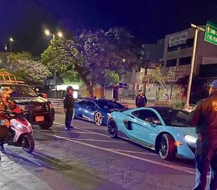 Detienen a 15 jóvenes por arrancones en recién inaugurada carretera de los Mochis, Sinaloa