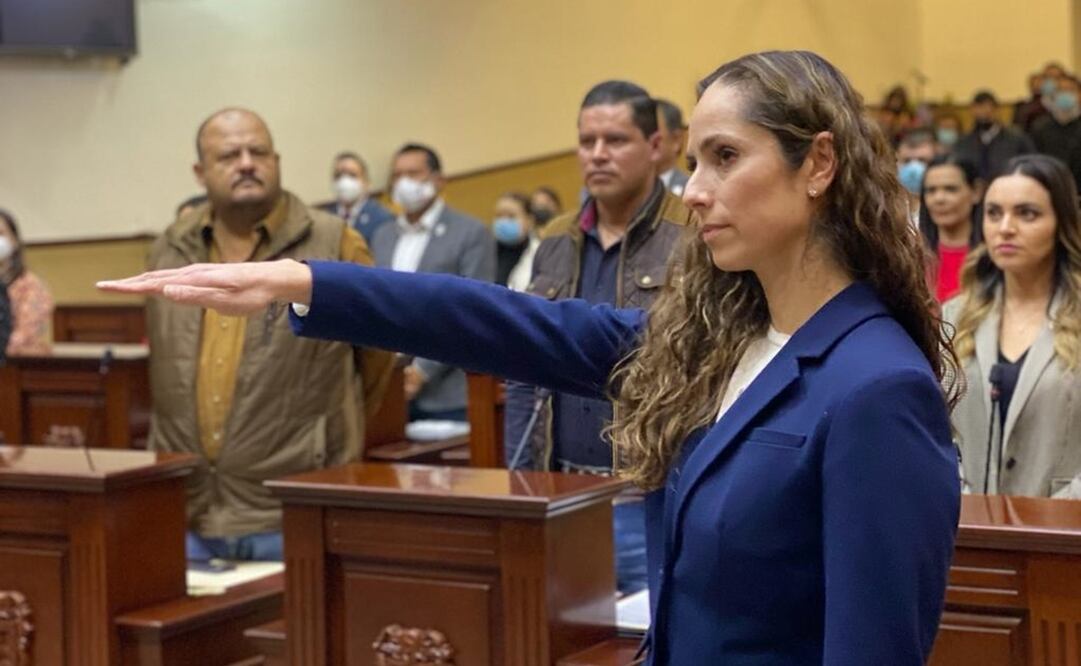 Pérez Carreón rindió protesta como titular de la CEDH, aunque hasta el 16 de enero próximo entrará en funciones. Foto: Especial