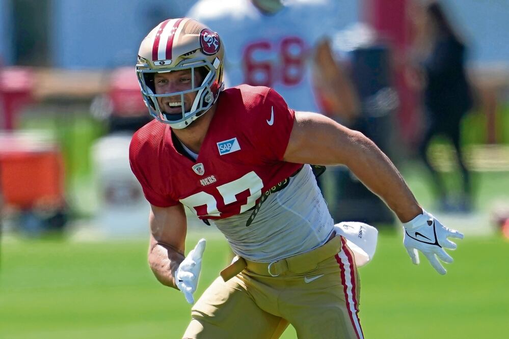 Nick Bosa renovó de última hora con el conjunto de San Francisco. Foto: AP