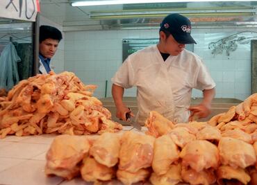 Unión de Avicultores niega ser intermediario de polleros