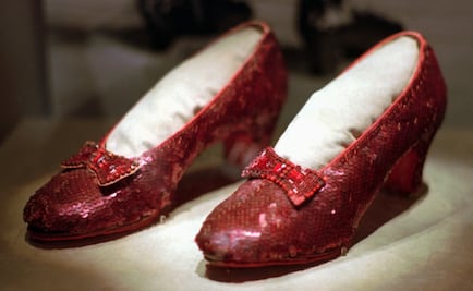 Retiran del Smithsonian zapatillas del Mago de Oz