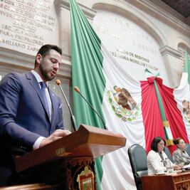 Buscan regular tarifas de estacionamientos