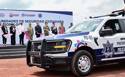 Delfina Gómez entrega 455 patrullas y motopatrullas en Ecatepec; busca combatir delincuencia y reforzar seguridad en Edomex