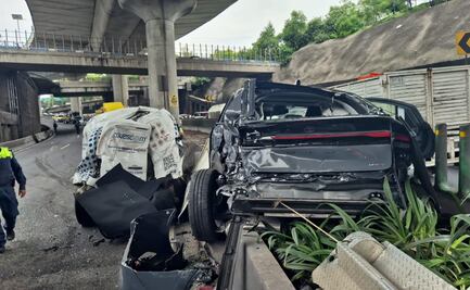 Se registra accidente entre camión y tres vehículos particulares sobre Periférico Norte