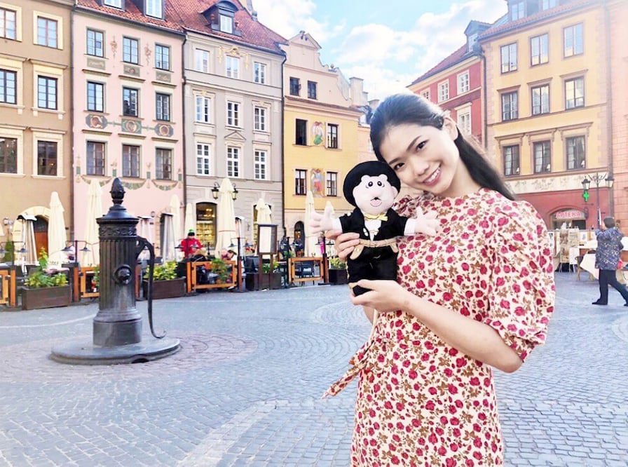 La peculiar pareja viaja por todo el mundo y posa en algunos de los lugares más turísticos                         Foto: Instagram