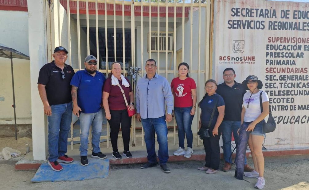 SNTE mantiene movilizaciones en Baja California Sur; demanda mejoras en servicios de salud.
Foto: Especial.