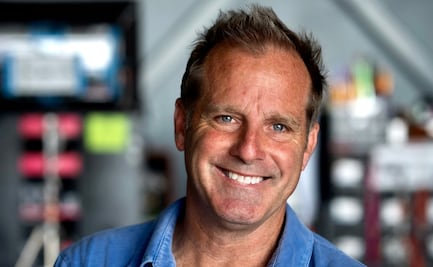 Esposa de Bradley Thomas, productor de "Killers of the Flower Moon", fallece tras saltar desde un hotel, reportan