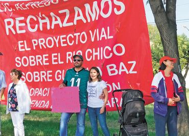Cadena humana, contra vía elevada
