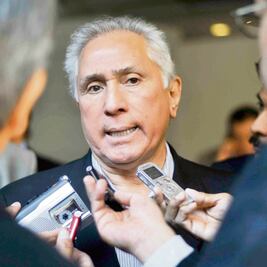 Ven adecuada la iniciativa que quita privilegios a funcionarios