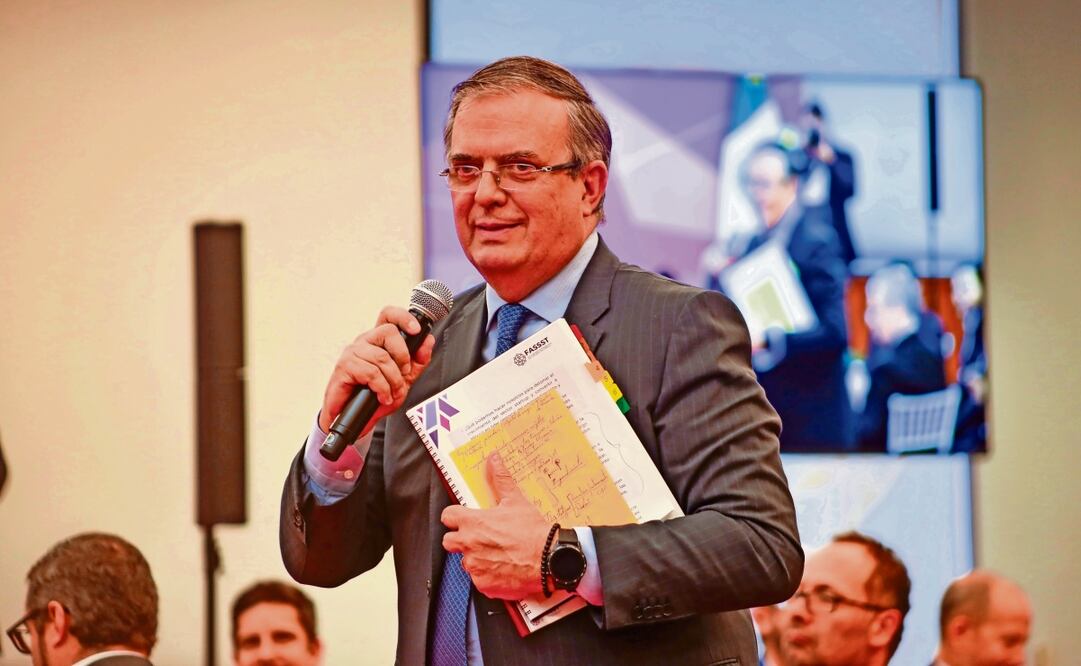 Marcelo Ebrard presentó un documento sobre el Plan 2024-2030 con seis temas eje para la secretaría que tendrá a su cargo. Foto: Archivo EL UNIVERSAL