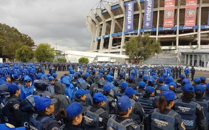 Policía capitalina despliega operativo de seguridad en el Azteca