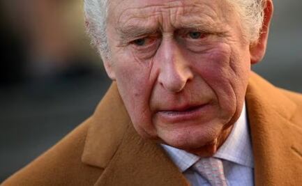 Multan a joven que lanzó un huevo al rey Carlos III; deberá pagar poco más de 100 dólares