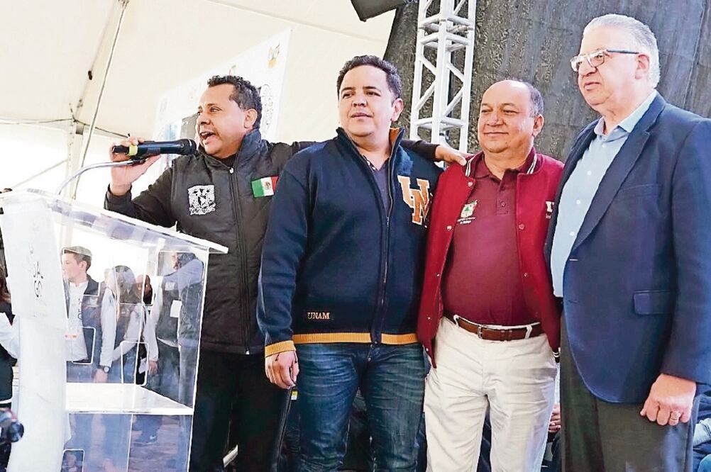 Autoridades de Hidalgo, así como de la UNAM y del IPN estuvieron presentes en el evento que por primera vez se realizó fuera de la Ciudad de México 