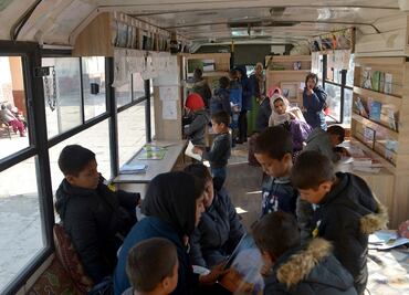 La biblioteca móvil vuelve a Kabul, luego de la llegada de los talibanes