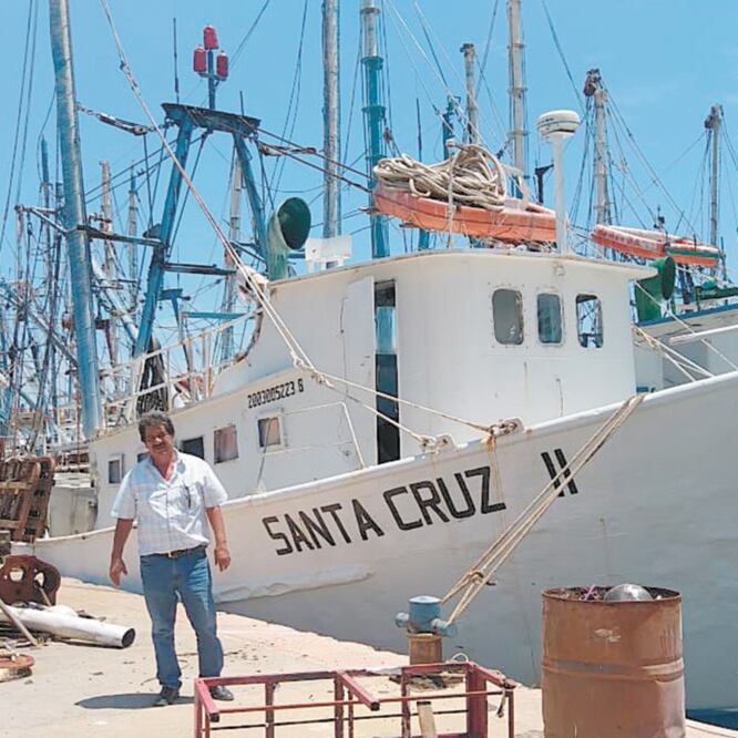 Los altos costos de los combustibles para las embarcaciones también afectan la actividad pesquera de altamar y la ribereña, afirman camaroneros. ALBERTO LÓPEZ. EL UIVERSAL