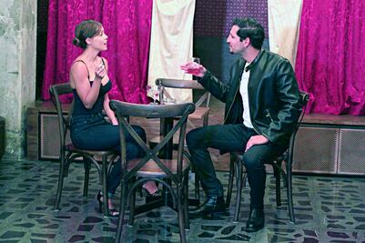 Bruno Bichir se "fuma" un último cigarrillo en teatro