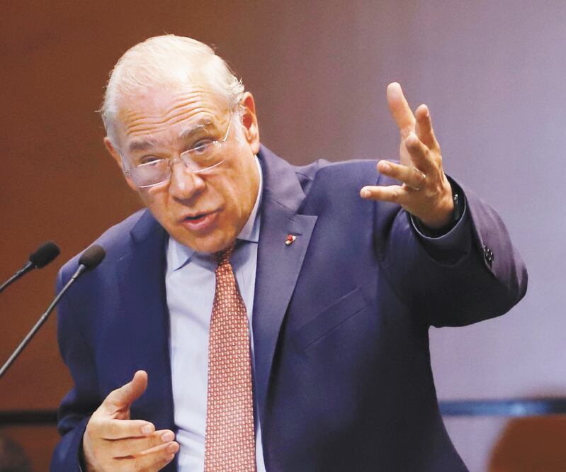 Planteamiento. José Ángel Gurría dijo que antes de aumentar la edad de retiro hay que terminar con la informalidad. Foto/ARCHIVO EL UNIVERSAL